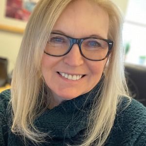 Meet your Posher, Donna